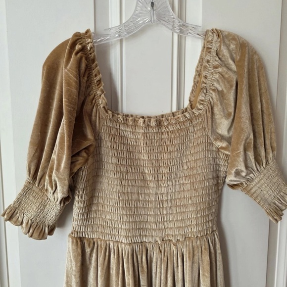 Baltic Born Gold velvet midi Smock Dress Size Medium - Picture 7 of 9